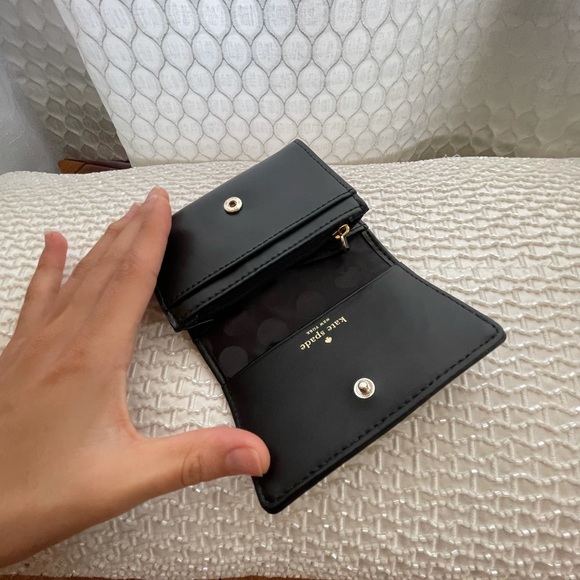 Kate Spade wallet - Picture 2 of 6